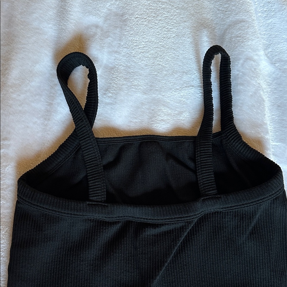 Colsie Ribbed Cropped Camisole Top - Picture 6 of 13